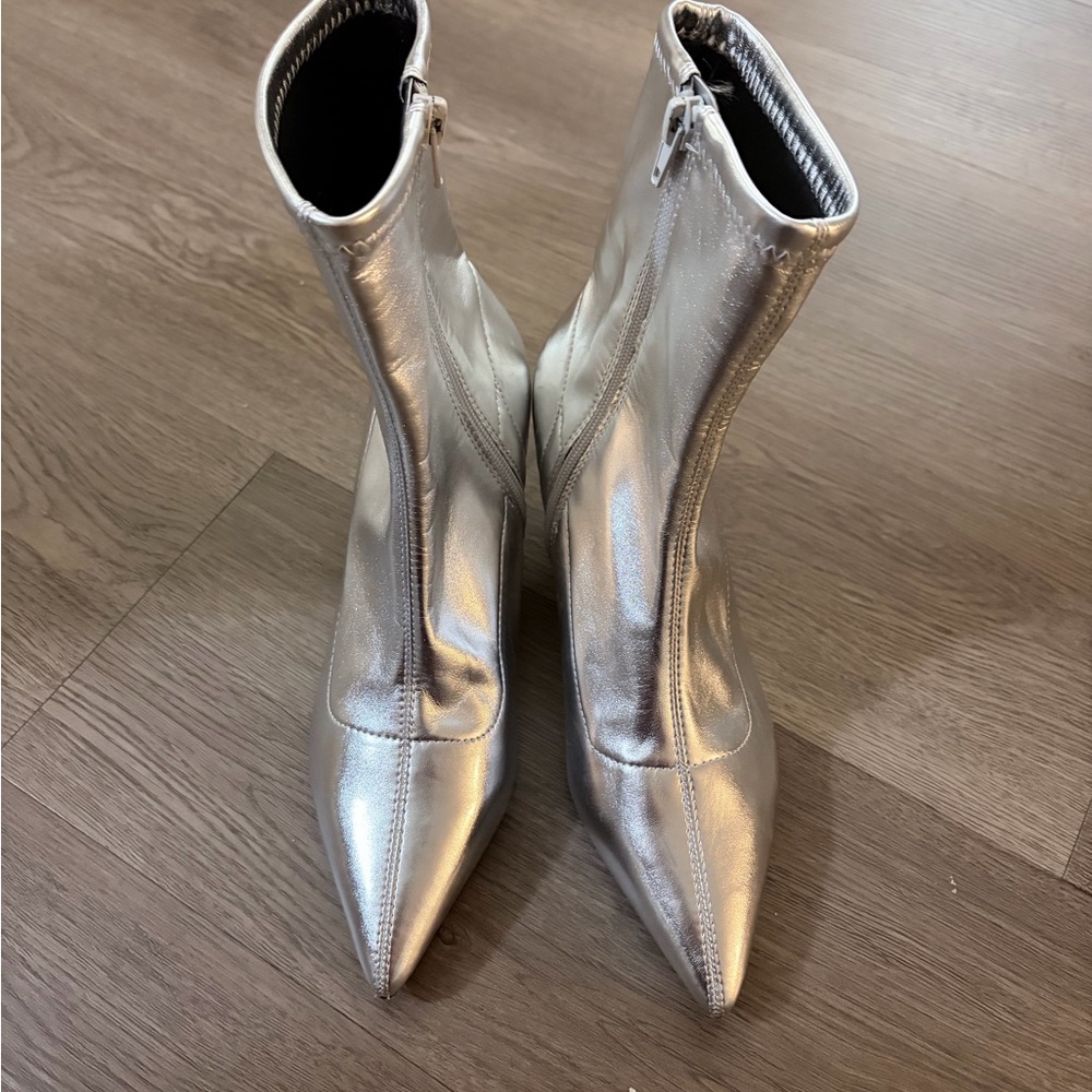 Metallic Silver Pointed-Toe Ankle Boots with kitten heel